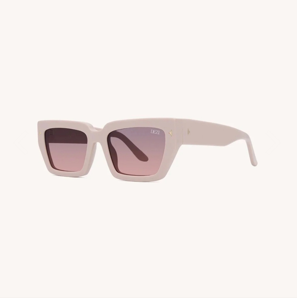 Dezi Switch Sunglasses